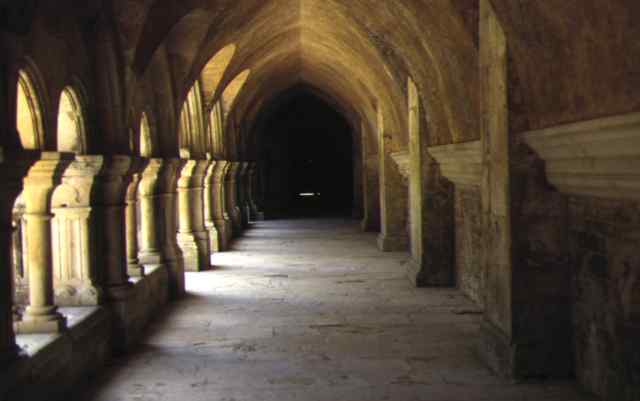 Kreuzgang Kloster Fontenay
