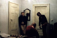 Volker, Paul und Hugh im Schlafzimmer