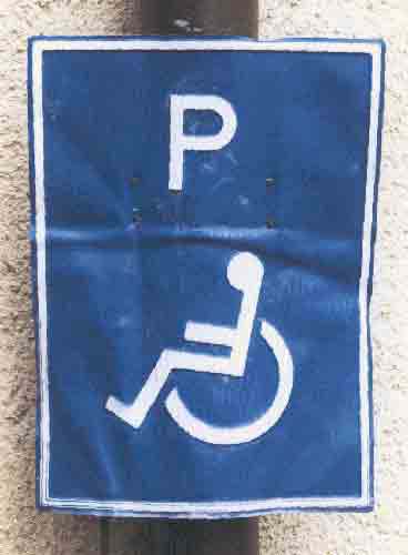 Behinderten-Parkplatz
